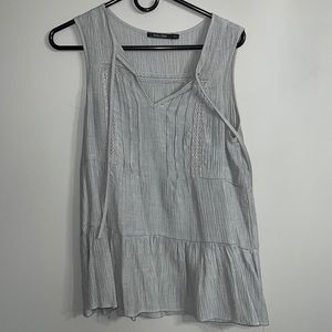 Cute sleeveless boho top